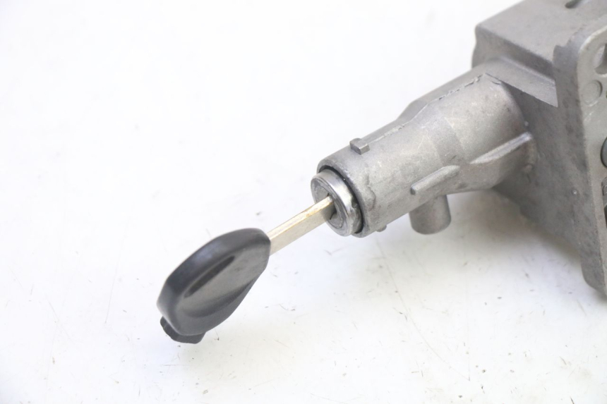 photo de CLAUSOR ORCAL CAVARO 4T 50 (2019 - 2023) - Recambio usado revisado