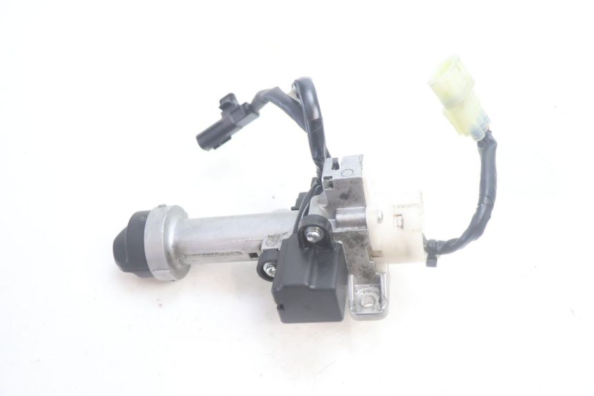 photo de CLAUSOR PIAGGIO MP3 HPE 530 (2022 - 2026) - Detalle de la pieza