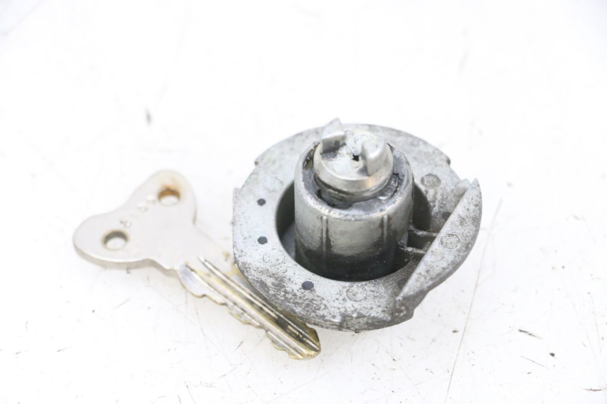 photo de CLAUSOR PIAGGIO NEW TYPHOON 50 (2018 - 2021) - Otra perspectiva