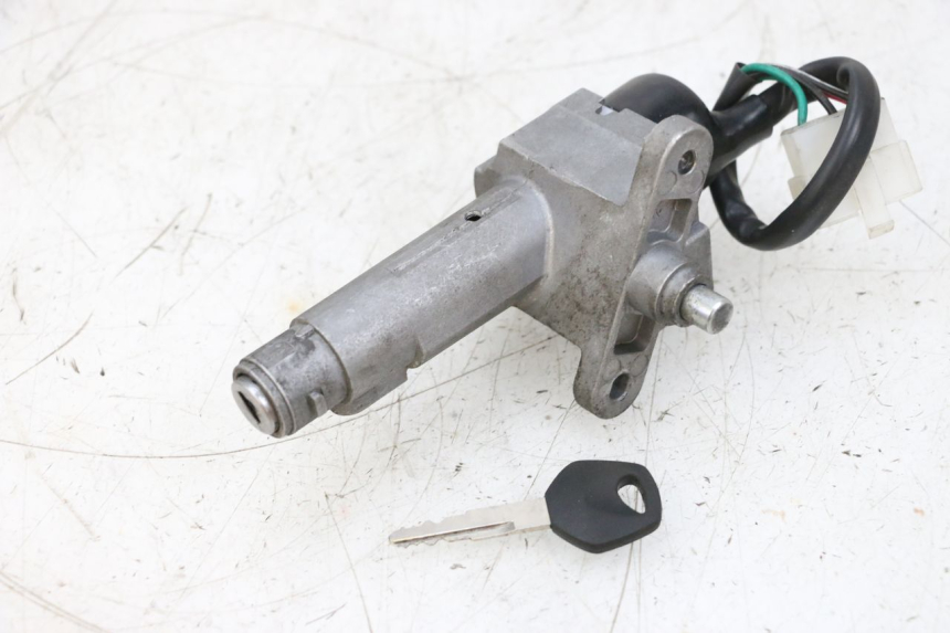 photo de CERRADURA DE ENCENDIDO SYM ORBIT 2 4T 50 (2008 - 2017) - Otra perspectiva