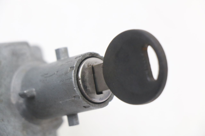 photo de NEIMAN MBK OVETTO ONE 2T 50 (2013 - 2017) - Detalles de los puntos de fijación