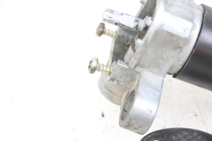 photo de CERRADURA DE ENCENDIDO DERBI SENDA SM X-TREME 50 (2006 - 2010) - Zoom estado de uso
