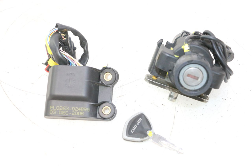 photo de CLAUSOR CAN-AM SPYDER RS 1000 (2008 - 2012) - Vista principal