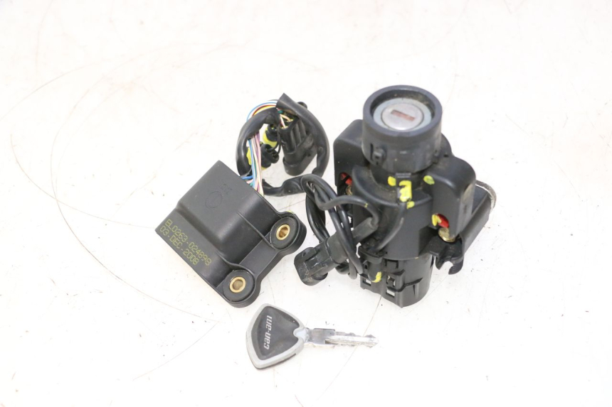 photo de CLAUSOR CAN-AM SPYDER RS 1000 (2008 - 2012) - Primer plano técnico