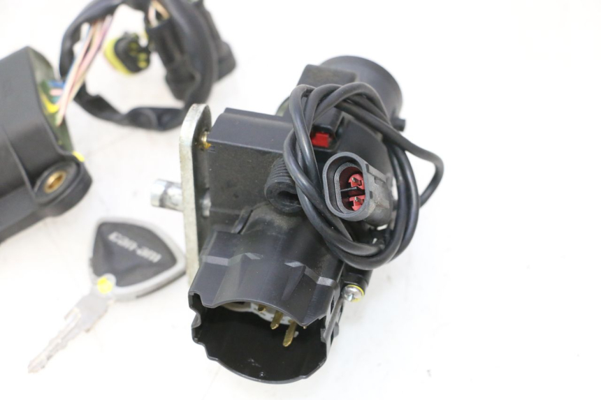 photo de CLAUSOR CAN-AM SPYDER RS 1000 (2008 - 2012) - Marcados y referencias originales