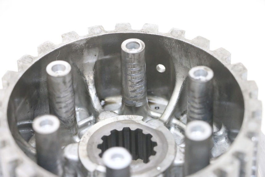 photo de TUERCA DE EMBRAGUE YAMAHA TDM ABS 900 (2002 - 2014) - Primer plano técnico