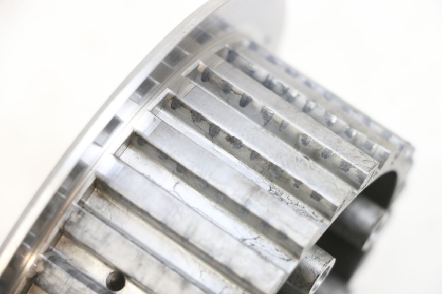 photo de TUERCA DE EMBRAGUE YAMAHA TDM ABS 900 (2002 - 2014) - Detalles de los puntos de fijación