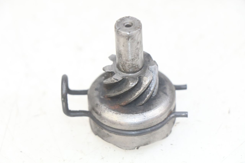 photo de PIñóN DE ARRANQUE UNIVERSAL BIKE ZN50QT-11B 50 (2018 - 2021) - Zoom estado de uso