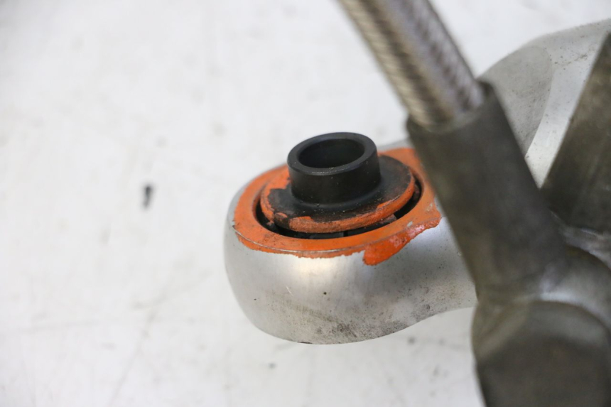 photo de PAR DE AMORTIGUADORES TRASEROS QUADRO 4 4D 350 (2015 - 2018) - Foto de producto adicional