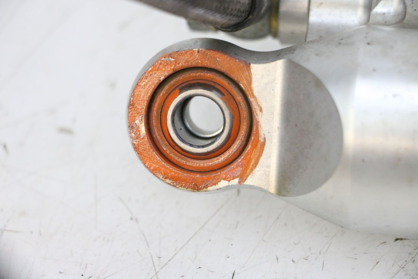 photo de PAR DE AMORTIGUADORES TRASEROS QUADRO 4 4D 350 (2015 - 2018) - Inspección visual detallada