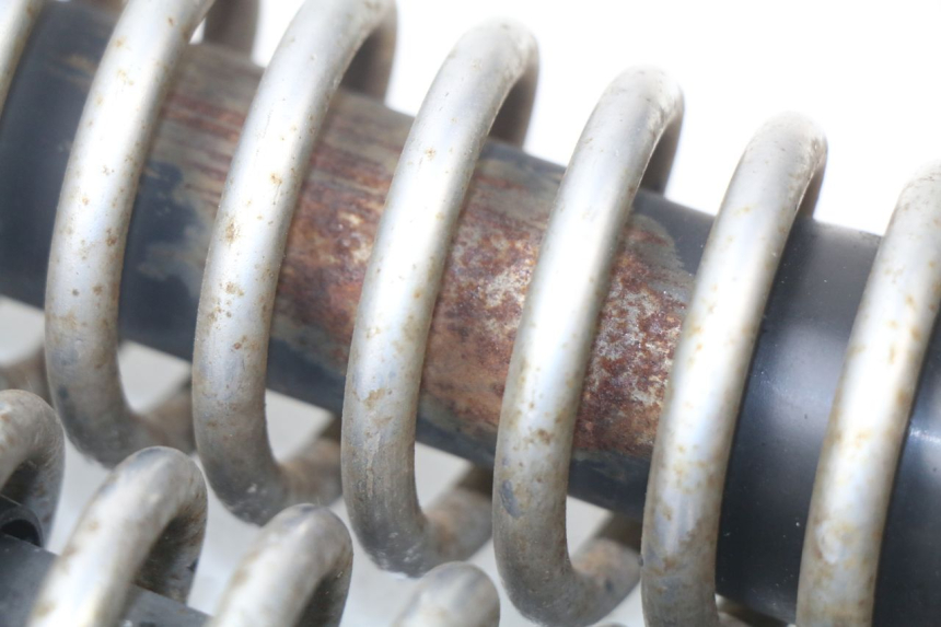 photo de PAR AMORTIGUADOR PIAGGIO BEVERLY 125 (1998 - 2005) - Otra perspectiva