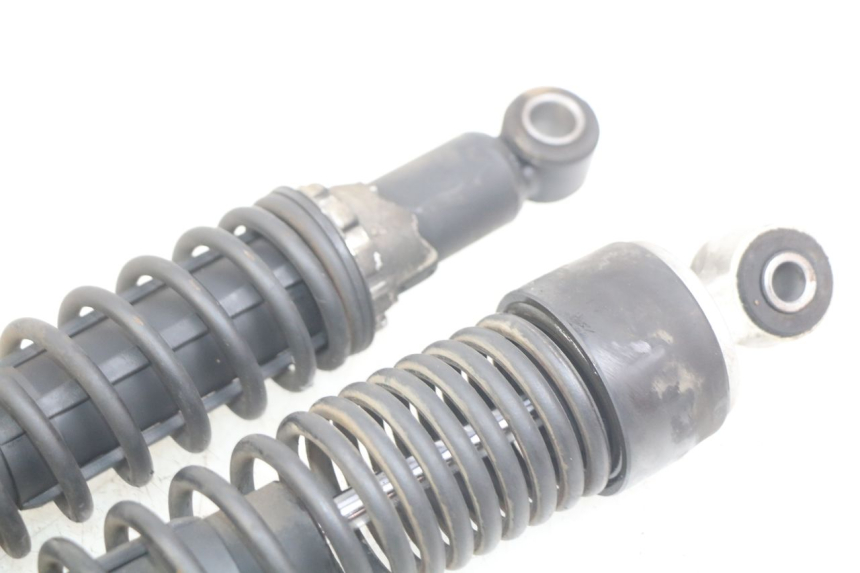 photo de PAR DE AMORTIGUADORES TRASEROS PIAGGIO BEVERLY 125 (2010 - 2015) - Detalles de los puntos de fijación