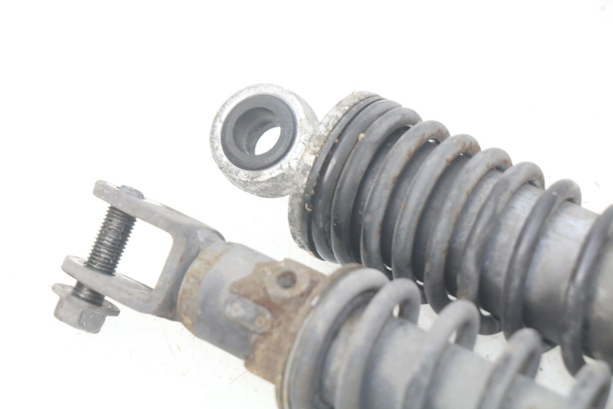 photo de PAR DE AMORTIGUADORES TRASEROS SUZUKI BURGMAN 125 (2007 - 2014) - Detalles de los puntos de fijación