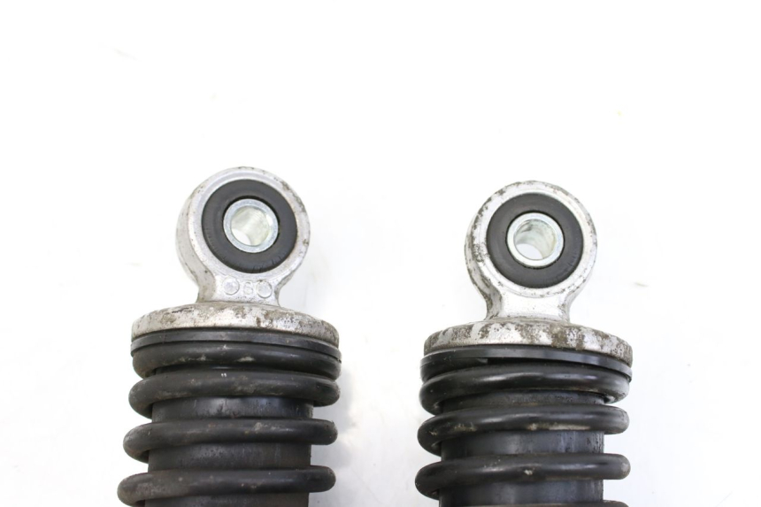 photo de PAR DE AMORTIGUADORES TRASEROS SUZUKI BURGMAN 125 (2007 - 2014) - Primer plano técnico