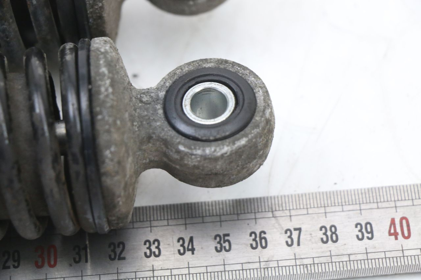 photo de PAR DE AMORTIGUADORES TRASEROS SUZUKI BURGMAN 125 (2007 - 2014) - Otra perspectiva