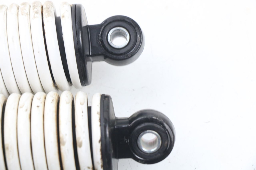 photo de PAR DE AMORTIGUADORES TRASEROS YAMAHA BW'S BWS 125 (2010 - 2013) - Otra perspectiva