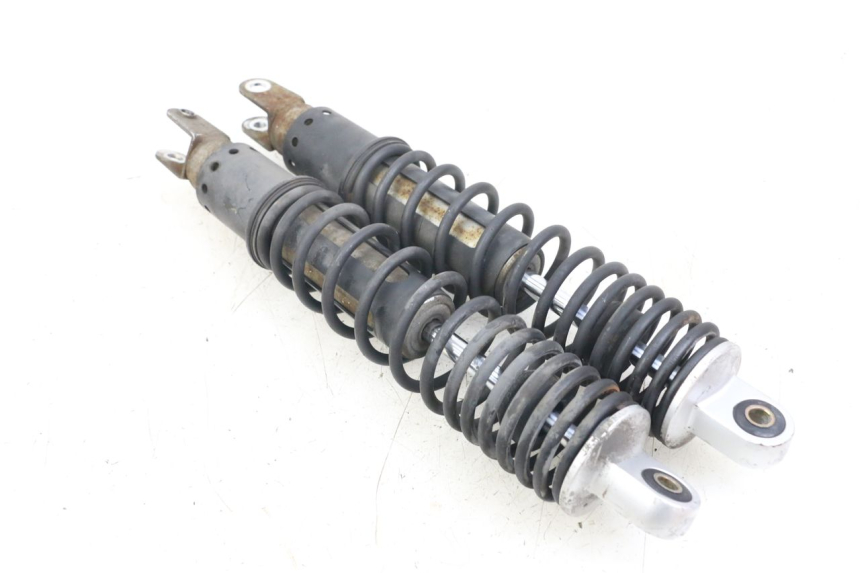 photo de PAR AMORTIGUADOR KYMCO DINK STREET ABS 125 (2011 - 2018) - Primer plano técnico