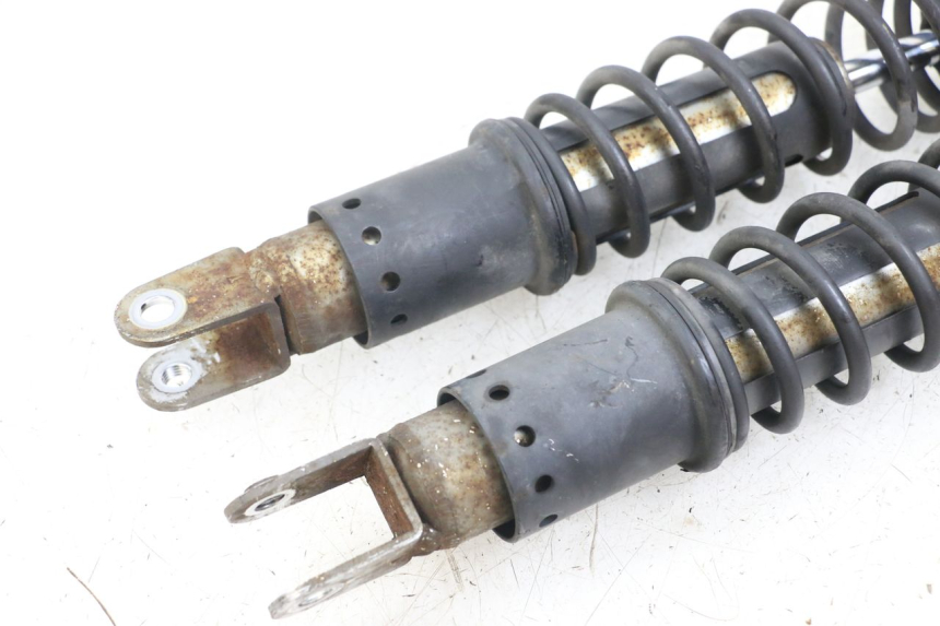 photo de PAR AMORTIGUADOR KYMCO DINK STREET ABS 125 (2011 - 2018) - Detalles de los puntos de fijación