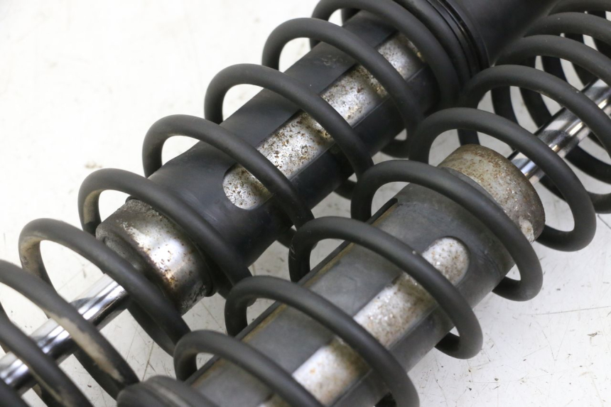 photo de PAR DE AMORTIGUADORES TRASEROS KYMCO DINK STREET 125 (2009 - 2014) - Detalles de los puntos de fijación