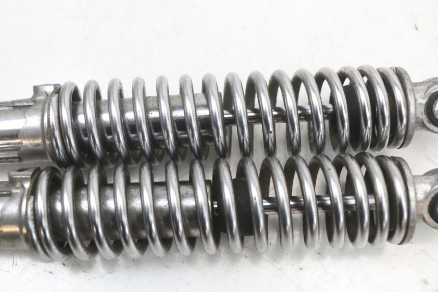 photo de PAR AMORTIGUADOR SUZUKI GSX E 250 (1982 - 1983) - Vista general del producto