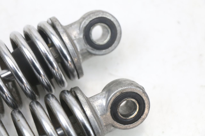 photo de PAR AMORTIGUADOR SUZUKI GSX E 250 (1982 - 1983) - Estado de la superficie y material