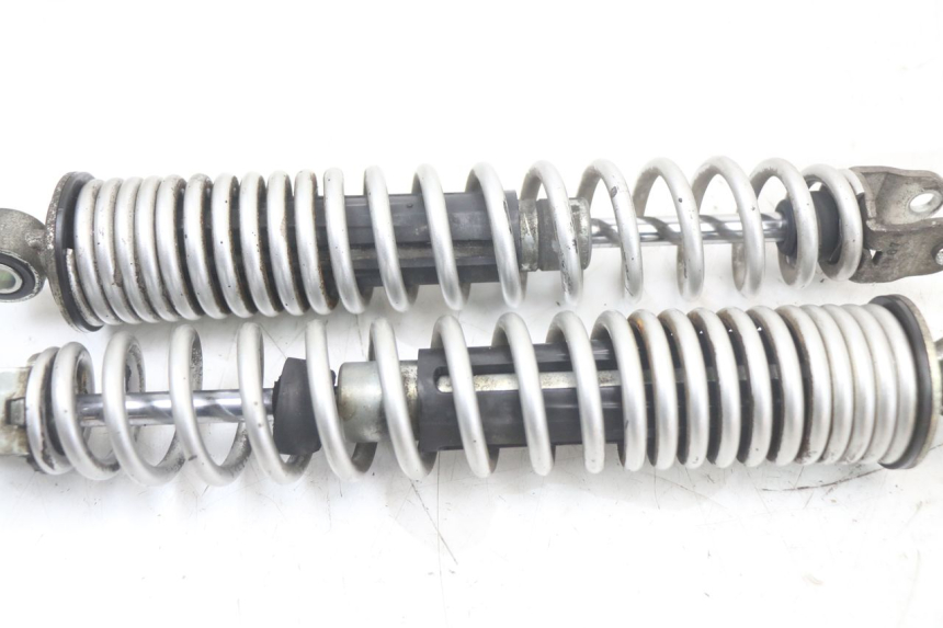 photo de PAR AMORTIGUADOR TRASERO HONDA PCX (JF28) 125 (2009 - 2011) - Detalles de los puntos de fijación