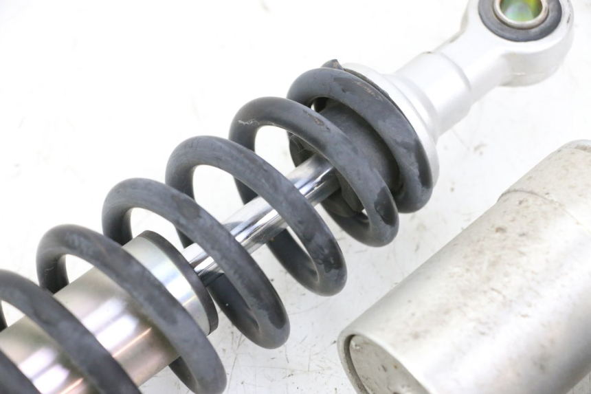 photo de PAR AMORTIGUADOR KEEWAY K-LIGHT KLIGHT 125 (2018 - 2025) - Primer plano de alta resolución