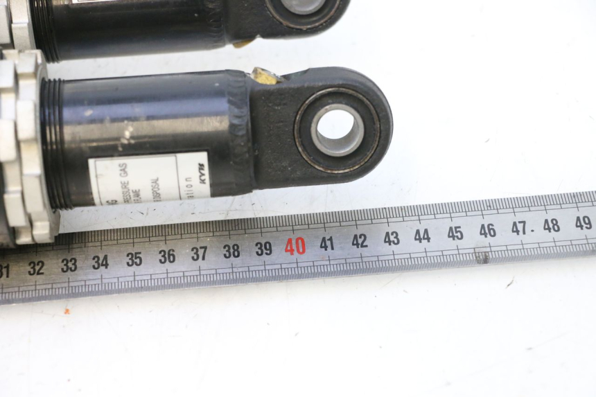 photo de PAR AMORTIGUADOR PIAGGIO MP3 HPE 530 (2022 - 2026) - Detalle de la pieza