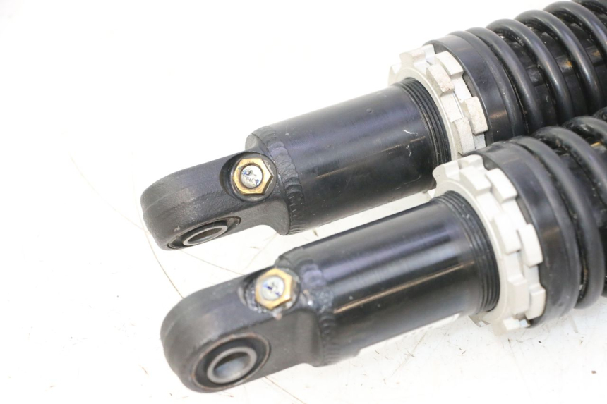 photo de PAR AMORTIGUADOR PIAGGIO MP3 HPE 530 (2022 - 2026) - Zoom sobre los componentes