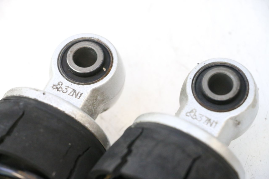photo de PAR AMORTIGUADOR PIAGGIO MP3 500 (2011 - 2015) - Otra perspectiva