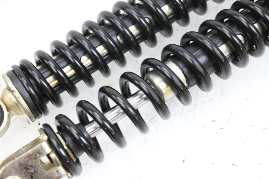 photo de PAR AMORTIGUADOR JM MOTORS OLDIES GT 4T 50 (2018 - 2025) - Recambio usado revisado