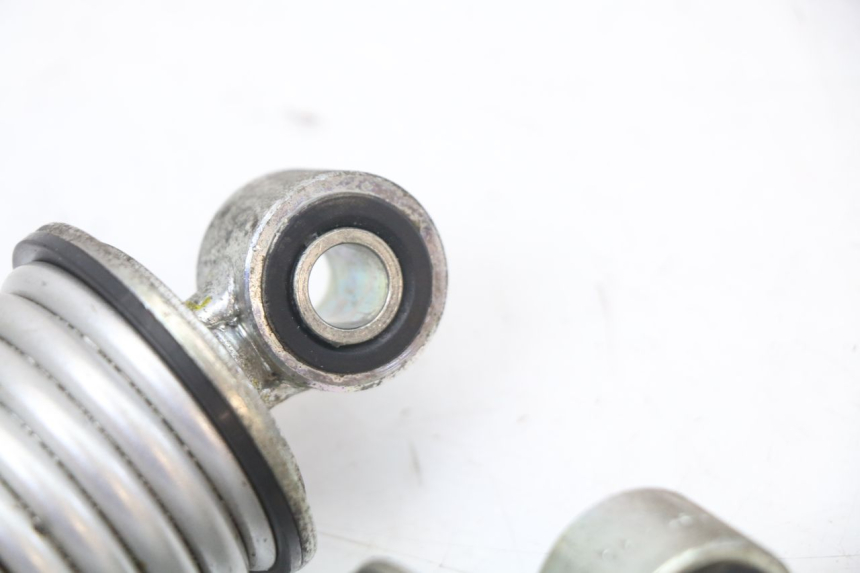 photo de PAR AMORTIGUADOR TRASERO HONDA PCX (JF28) 125 (2009 - 2011) - Detalles de los puntos de fijación