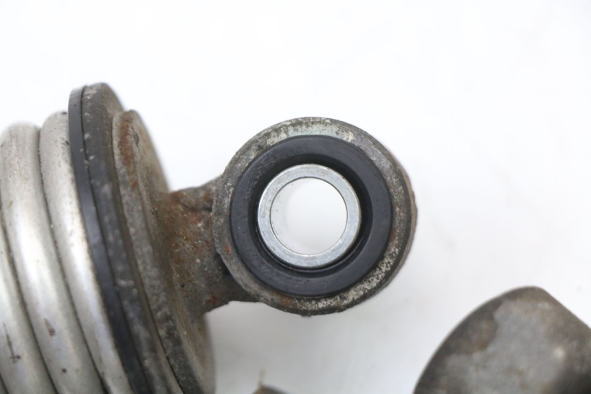 photo de PAR AMORTIGUADOR TRASERO HONDA PCX (JF28) 125 (2009 - 2011) - Detalles de los puntos de fijación