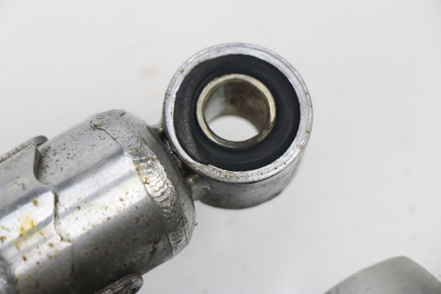 photo de PAR AMORTIGUADOR KYMCO PULSAR 125 (2008 - 2015) - Otra perspectiva