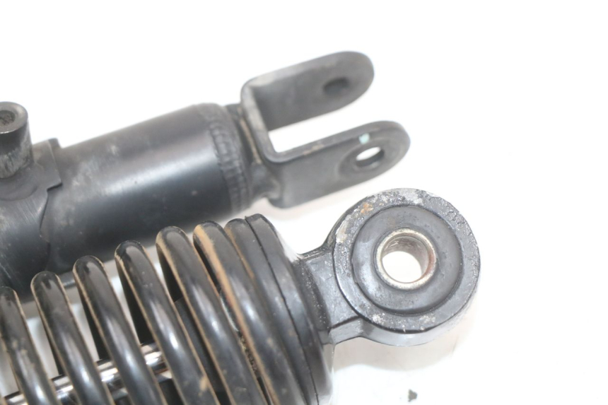 photo de PAR DE AMORTIGUADORES TRASEROS PEUGEOT TWEET 125 (2018 - 2021) - Detalles de los puntos de fijación