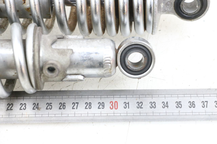 photo de PAR AMORTIGUADOR SUZUKI VL INTRUDER 125 (2004 - 2007) - Detalle de la pieza