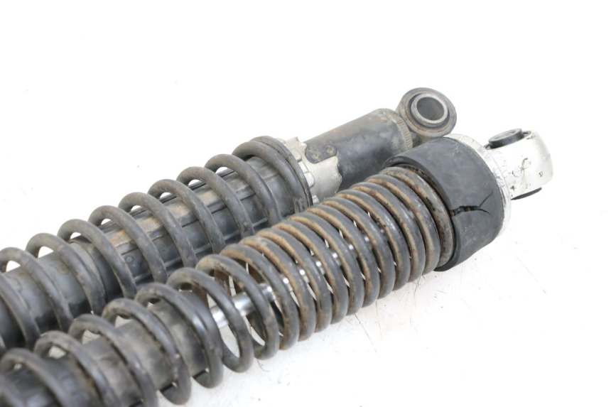 photo de PAR DE AMORTIGUADORES TRASEROS PIAGGIO X10 125 (2012 - 2017) - Primer plano técnico