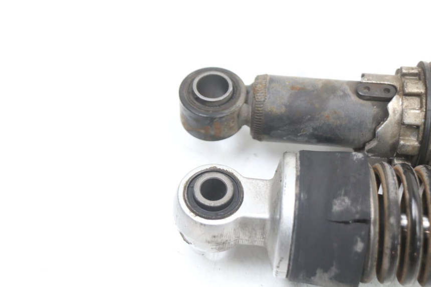 photo de PAR DE AMORTIGUADORES TRASEROS PIAGGIO X10 125 (2012 - 2017) - Detalles de los puntos de fijación