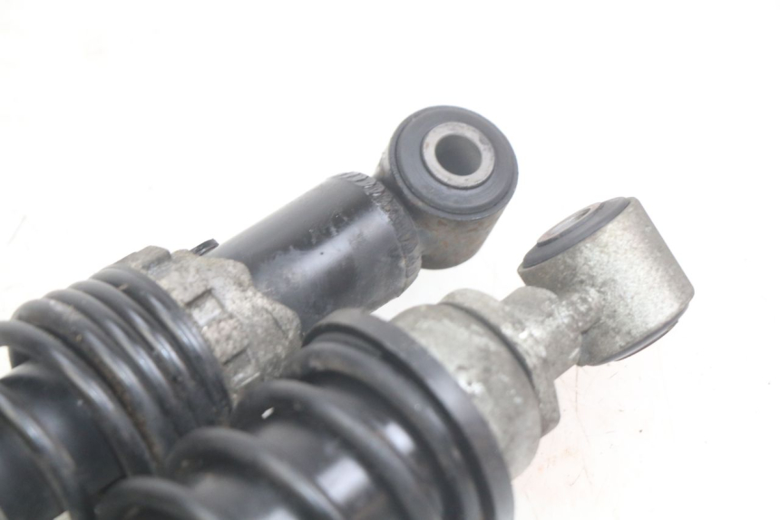 photo de PAR DE AMORTIGUADORES TRASEROS PIAGGIO X8 125 (2004 - 2007) - Detalles de los puntos de fijación