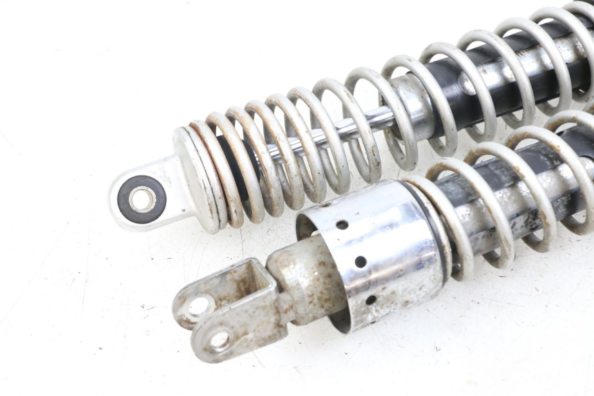 photo de Par Amortiguador Trasero KYMCO XCITING 250 (2006 - 2009) - Estado de la superficie y material