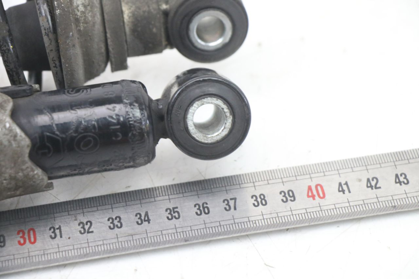 photo de PAR DE AMORTIGUADORES TRASEROS PIAGGIO XEVO - X EVO 125 (2007 - 2017) - Zoom estado de uso