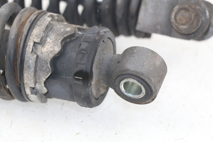 photo de PAR AMORTIGUADOR YAMAHA YP MAJESTY 125 (1998 - 2001) - Detalles de los puntos de fijación