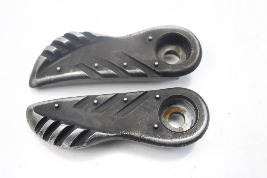 photo de PAR DE APOYAPIÉS TRASEROS YAMAHA BW'S EASY 50 (2013 - 2016) - Vista principal