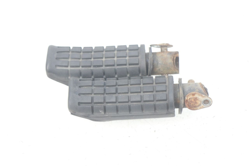 photo de PAR REPOSAPIES TRASERA HONDA CBR R 125 (2003 - 2006) - Vista principal