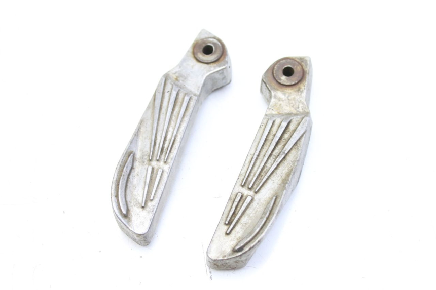 photo de PAR DE APOYAPIÉS TRASEROS MASH CITY 4T 50 (2018 - 2020) - Detalle de la pieza