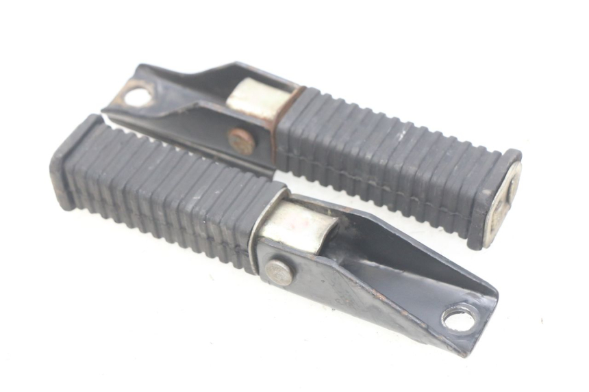 photo de PAR DE APOYAPIÉS TRASEROS TNT MOTOR CITY 50 (2007 - 2018) - Vista principal