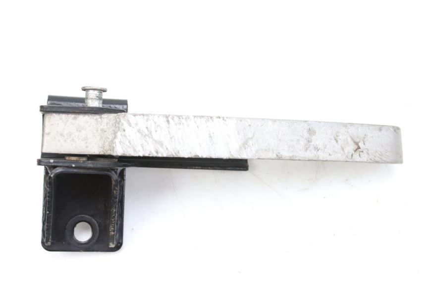 photo de PAR DE APOYAPIÉS TRASEROS PEUGEOT CITYSTAR 125 (2011 - 2017) - Zoom estado de uso