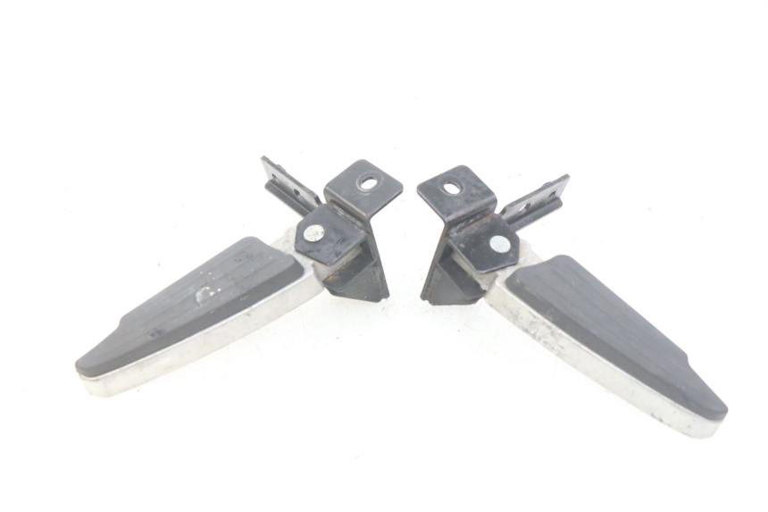 photo de PAR DE APOYAPIÉS TRASEROS PEUGEOT CITYSTAR 125 (2011 - 2017) - Vista principal