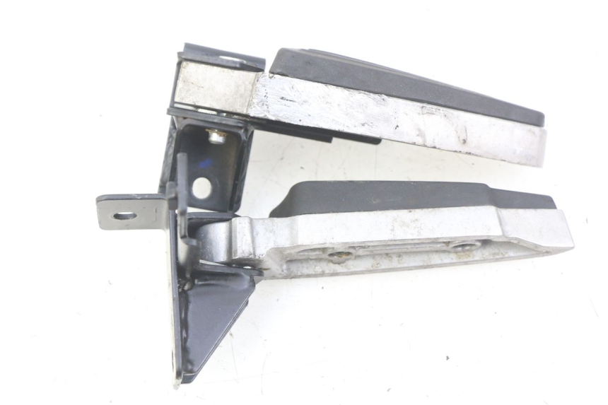 photo de PAR REPOSAPIES TRASERA PEUGEOT CITYSTAR IE 2T 50 (2018 - 2021) - Zoom estado de uso