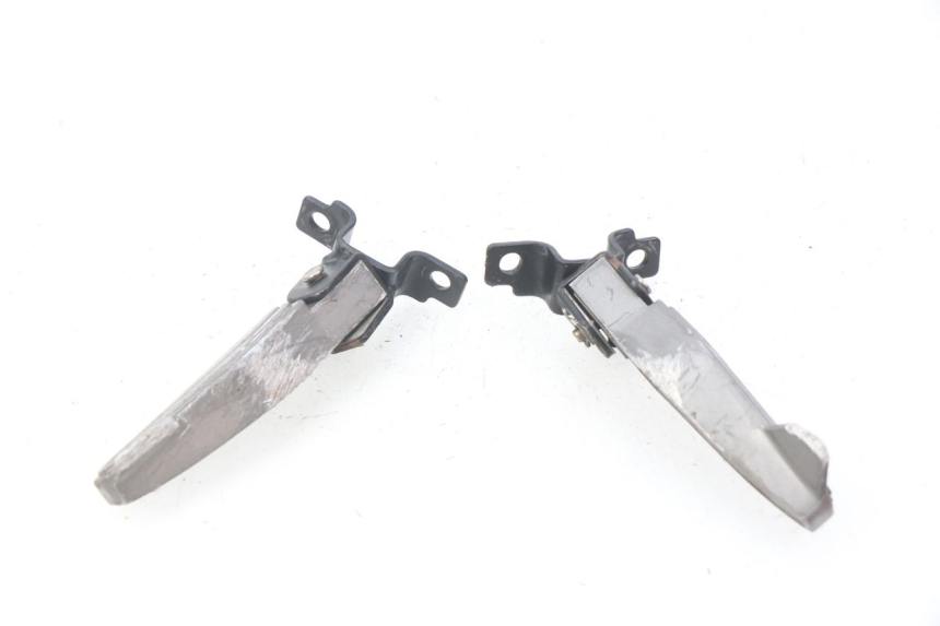 photo de PAR REPOSAPIES TRASERA RIDE CLASSIC 2T 50 (2014 - 2022) - Detalle de la pieza